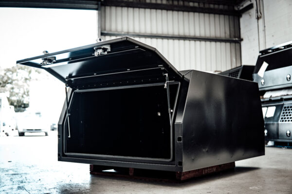 1400mm aluminium black canopy 2 door