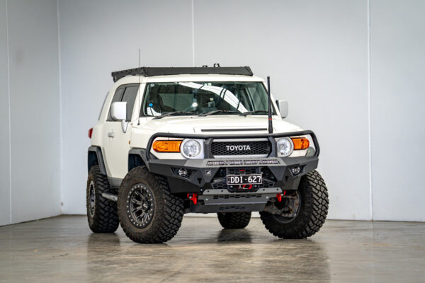 torobullbartosuit toyotafjcruiser 2011 2016.jpg