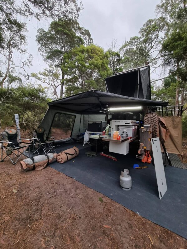 270 degree awning wall kit