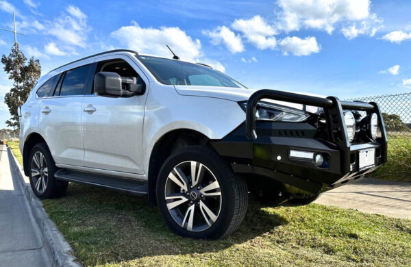 jungle 4x4 bull bar isuzu mux 2020+