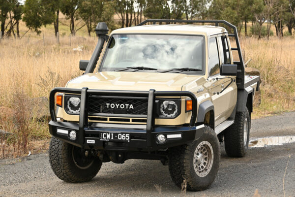 jungle 4x4 toyota landcruiser 79 series bullbar