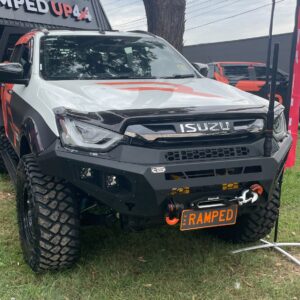 ramped up 2020 2023 isuzu d max no hoop front bull bar ( matte black)