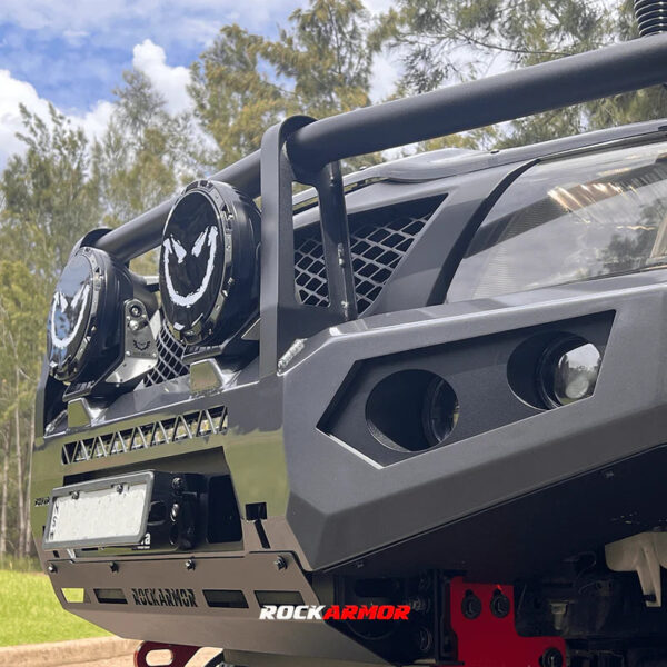 rockarmor n70 hilux bullbar rockarmor gt suits 2012 08/2015